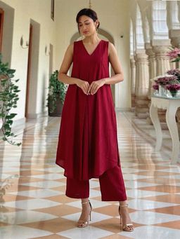 Gahan - Womens Red Rayon Blend Solid A-Line Kurta With Pant