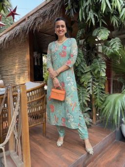 Gahan - Womens Green Rayon Blend Printed Straight Kurta With Pant
