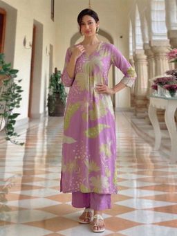 Gahan - Womens PURPLE Rayon Blend Printed Straight Kurta With Pant