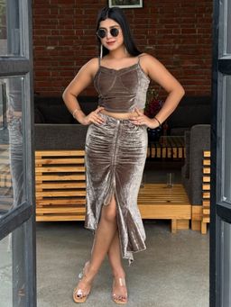 Tandul - Exquisite Velvet Grey Top with Skirt