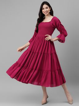 Deebaco - Solid Tiered Gathered Sleeves Magenta Dress
