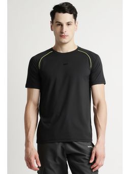 Reebok - Men Black Solid T-Shirt