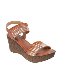 Catwalk - Women Round Toe Tan Wedges