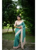 Green color option, Currently selected