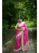 Pink color option, Currently selected