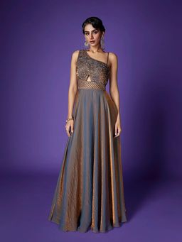 Qunic - The Long Night Green Gown