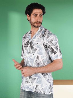 BOTABOCHI - Mens Geometric Print Half Sleeve Shirt