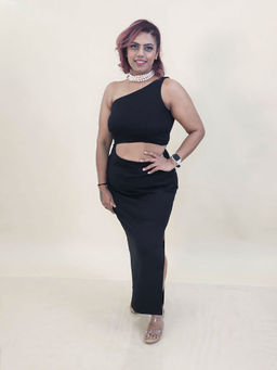 Mamicha - Lune Light One Shoulder Bodycon Black Dress With Slit