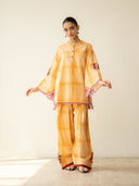 Orange color option, Sold out, Currently selected