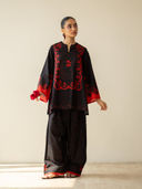 Black color option, Sold out, Currently selected