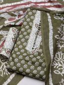 Green color option, Sold out, Currently selected