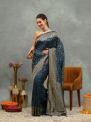 Blue color option, Sold out, Currently selected