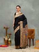 Black color option, Sold out, Currently selected