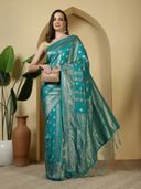 Green color option, Sold out, Currently selected