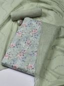 Green color option, Sold out, Currently selected