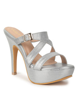 VALIOSAA - Silver Party Textured Stilettos
