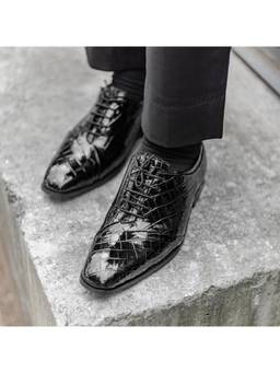 THE ALTER - Blind Seam Lace-Up With Croco Detail- Black