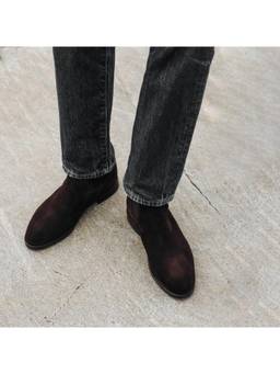 THE ALTER - Suede Chelsea Boots- Brown