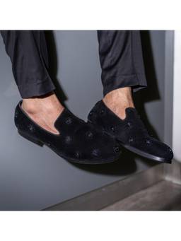 THE ALTER - Swirl Embroidery Slip-Ons Loafers Black