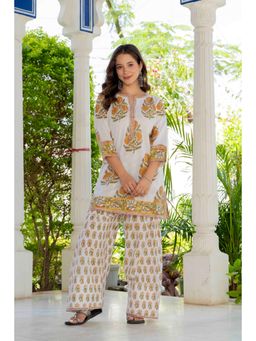 TERHA TAALI - White Floral Round Neck Kurti & Palazzo