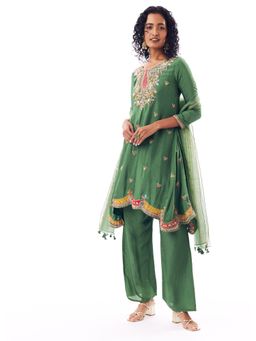 KALKI FASHION - Green Embroidered V-Neck Kurta Pant with Dupatta