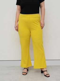 CURVY STREET - Bootcut Trouser - Yellow