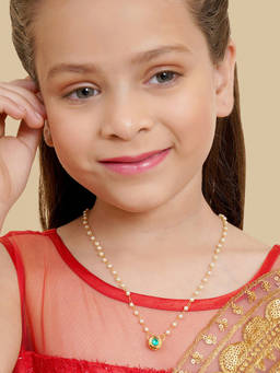 Ruby Raang Studio - Green Kundan Necklace