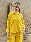 Yellow color option, Currently selected