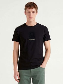 United Colors of Benetton - Men Black Regular Fit Solid T-shirt