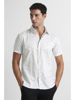 Van Heusen - Men White Printed Half Sleeves Party Shirt