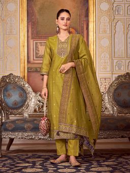 Shaily - Women's Green Silk Blend Woven Design Kurta With Pant And Woven Dupatta (Set of 3)