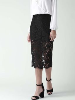Outzidr - Black Midi Printed Relaxed Fit Skirt