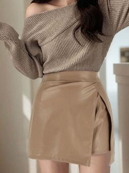 Outzidr - Brown Mini Solid Relaxed Fit Skirt