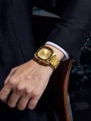 Gold color option