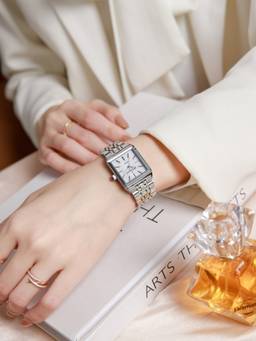 Daniel Hechter - Women Silver Stainless Steel Square Dial Watch (Dhw2027-11) (M)