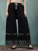 Black color option, Currently selected