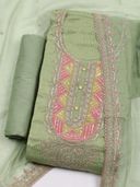 Green color option, Sold out, Currently selected