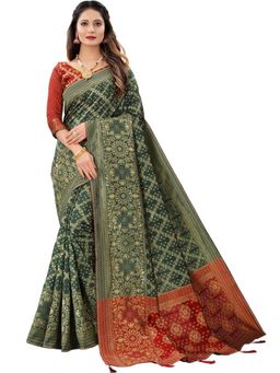 Odette - Women Green Silk Blend Floral Saree with Unstitched Blouse