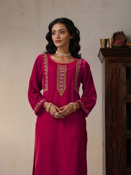 House of Chikankari - Pink Velvet Chikankari Embroidered Kurta with Pant (Set of 2)