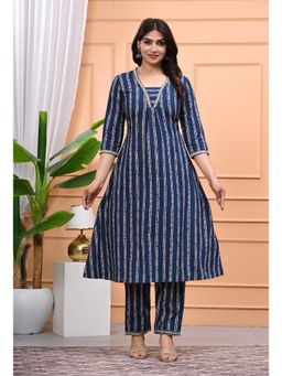Gahan - Women Striped Cotton Kurta with Pant