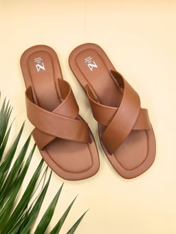 The Madras Trunk - Astro Sandals in Tan