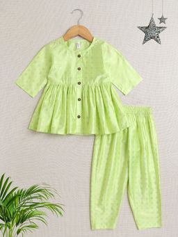 The Magic Wand - Green 3/4Th Sleeves Foil Print Kurta and Pant (Set of 2)