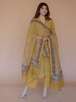 The Indian Ethnic Co. - Avika Yellow Bagru Cotton Straight Kurta