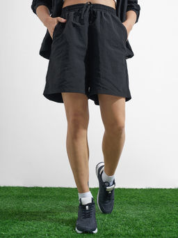 TOKYO TALKIES - Women Black Solid Elasticated Waist Shorts