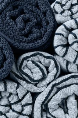 H&M - Blue Cotton Terry Bath Sheet