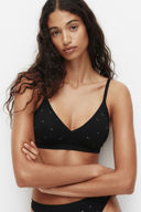 Black color option, Sold out, Currently selected