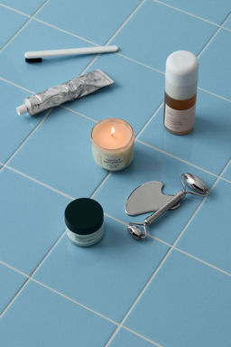 H&M - Beige Scented Candle In Glass Holder