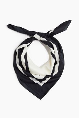 H&M - Women Black Patterned Scarf