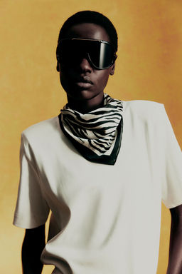 H&M - Women Black Patterned Scarf