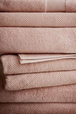 H&M - Pink Soft Terry Bath Sheet